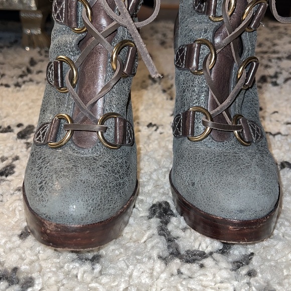 TORY BURCH Gray leather Lace Up High Heel Booties with wood sole Size 8 - Picture 4 of 8
